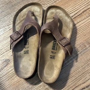 Size 41 Birkenstocks men’s Gizeh